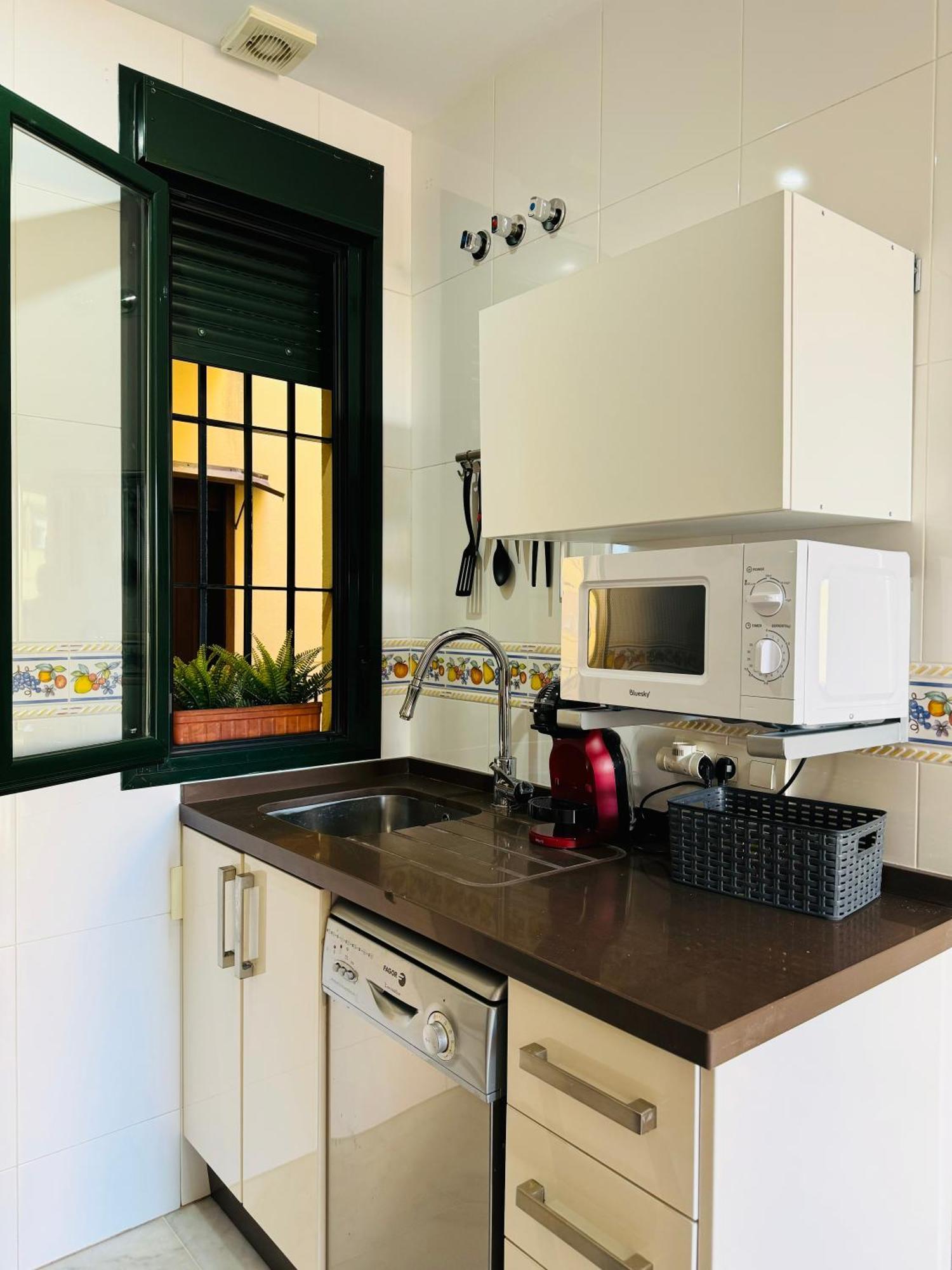 Apartamento Con Balcon Castilla Triana Sevilla Eksteriør billede